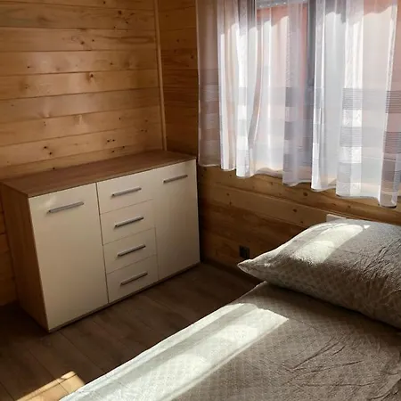 Uroczy Zakatek 2 אכסניה Chłopy